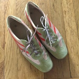 Shoes. Sneaker-like. Suede and leather.